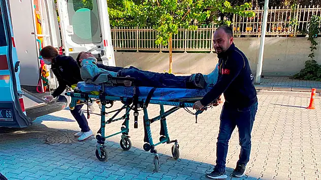 Konya'da tır ile minibüs çarpıştı: 3 yaralı