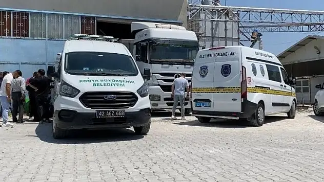 Konya'da tırdan boşaltılan yemlerin altında kalarak hayatını kaybetti