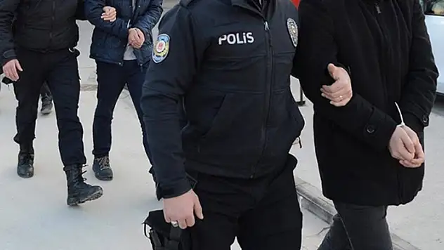 Konya'da toplamda 61 yıl kesinleşmiş hapis cezası bulunan 2 kişi yakalandı