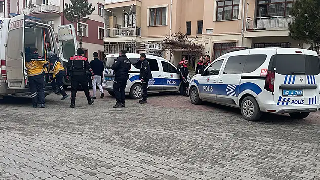 Konya'da tüfeğini temizlemeye çalışırken kendini vurdu