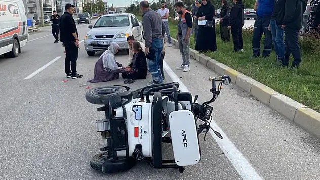 Konya'da üç tekerlekli bisiklet otomobille çarpıştı: 1 yaralı

