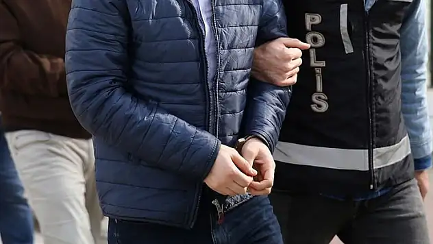 Konya'da uyuşturucu operasyonunda 2 şüpheli tutuklandı