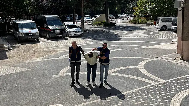 Konya'da uyuşturucu operasyonunda 3 şüpheli gözaltında