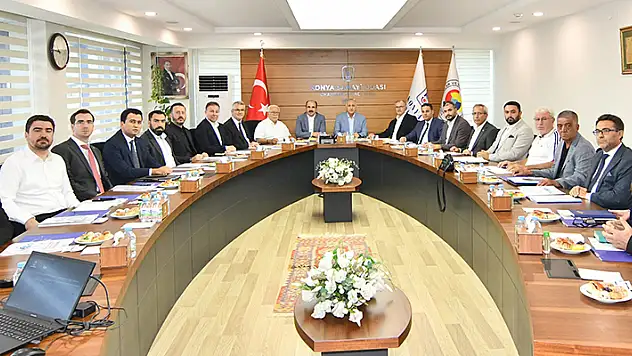 Konya'da yatırımların yeni rotası ilçeler olacak
