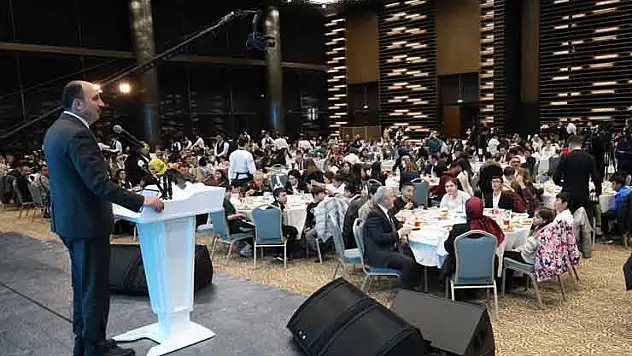 Konya'da yetim çocuklar Kardeşlik İftarı'nda buluştu