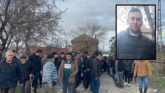 Konya'da yürek yakan veda: 19 yaşındaki genç toprağa verildi