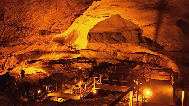 Konya'daki bu mağara hem sağlığa hem turizme katkı sunuyor