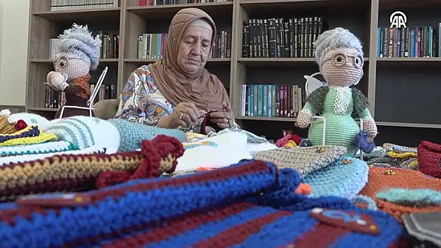 Konya'daki 'örgücü bayan' el emeği ürünlerini bağışlayacak