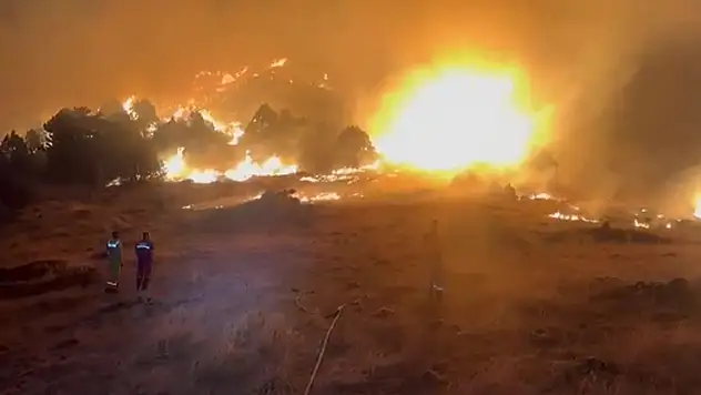 Konya'daki orman yangını Isparta sınırına dayandı