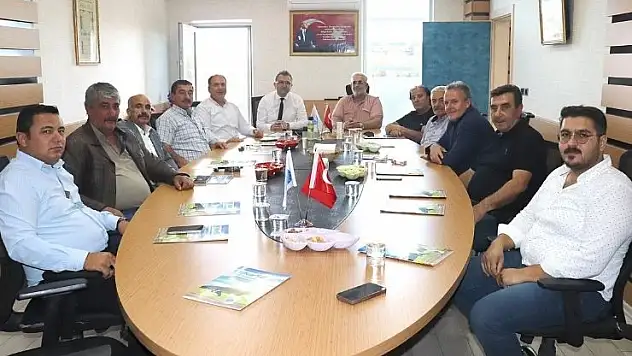 Konya'daki süt üreticileri Karapınar'da buluştu