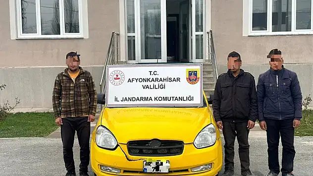 Konya'dan aldığı kaçak Afganları İzmir'e götüren şahıs, gözaltına alındı