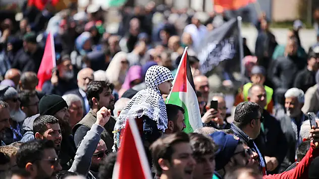 Konya'dan Gazze Ölüyor, Ayağa Kalk!' yürüyüşü
