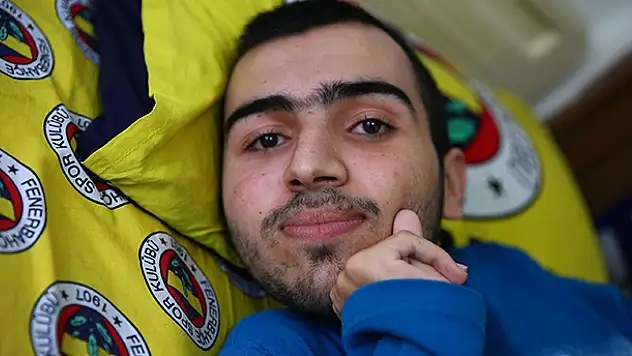 Konyalı ALS hastası Mehmet'in tek hayali Fenerbahçeyi canlı izlemek