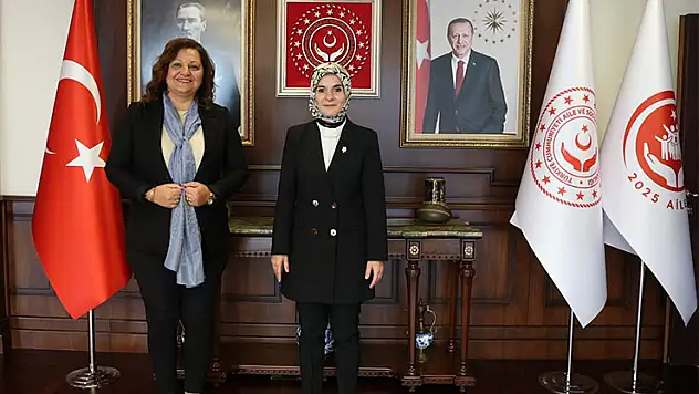 Konyalı Bakan Afyonlu başkanı ağırladı