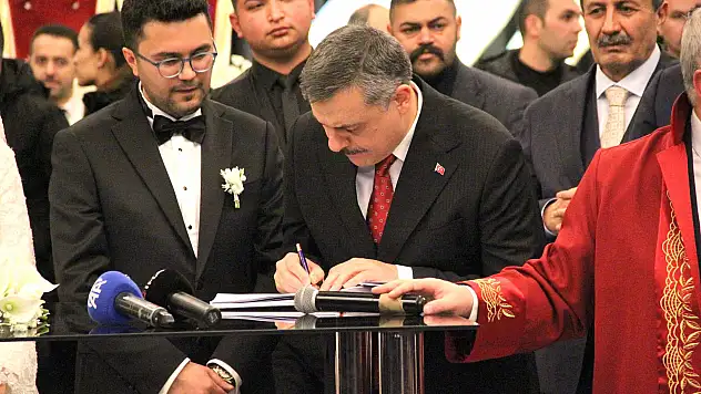 Konyalı Bakan, Çorum'da nikah şahidi oldu