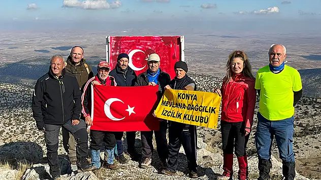 Konyalı dağcılar Sivri Dağı'nda zirve yaptılar