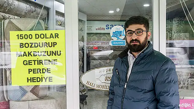 Konyalı esnaftan'Dolar bozdurana halı bedava'
