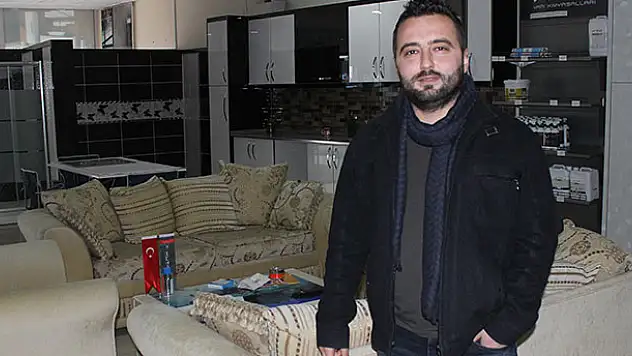 Konyalı esnaftan dolarını bozdurana hediye çeki