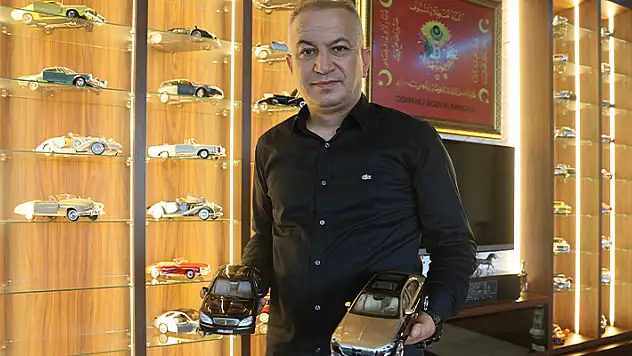 Konyalı galericinin araba merakı önce mesleği oldu, sonra model araba koleksiyonuna başladı