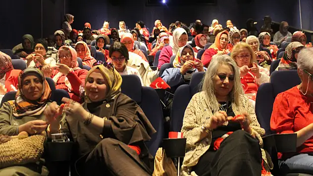 Konyalı kadınlar 'Örgü ve Sinema' etkinliğinde buluştu