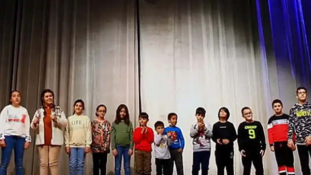 Konyalı miniklerden Cumhurbaşkanı Erdoğan'a doğum günü sürprizi