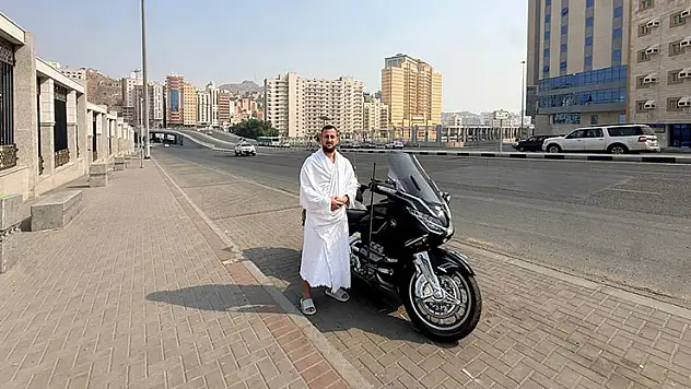 Konyalı, motosikletle umre yolculuğunu tam 15 bin kilometreyle tamamladı