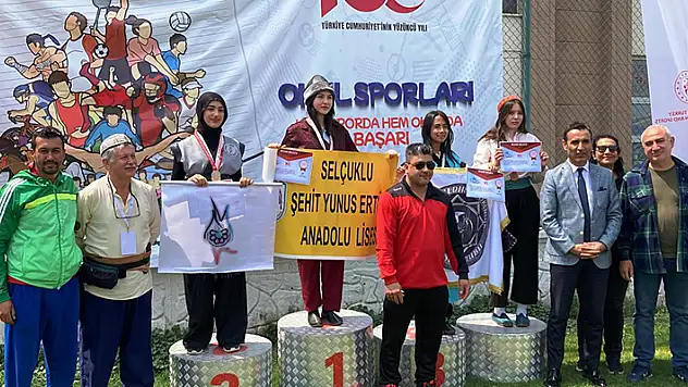 Konyalı okçular madalyaları topladı