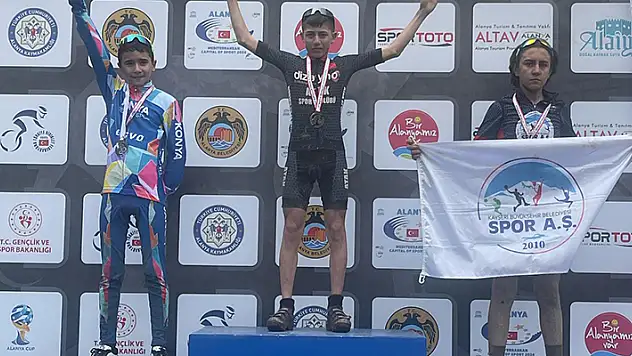 Konyalı pedallar Alanya'dan 3 madalyayla döndü

