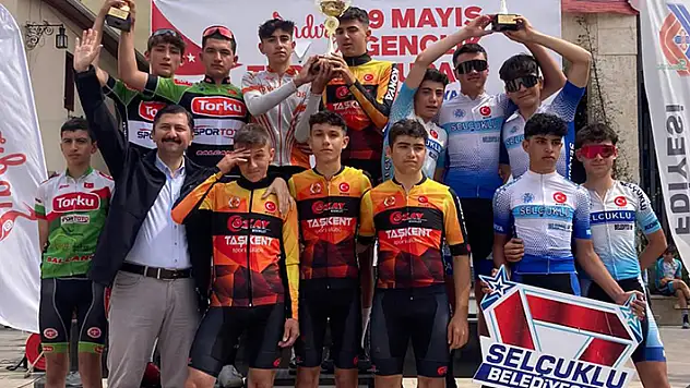Konyalı pedallar Balıkesir'de madalyaları topladı!