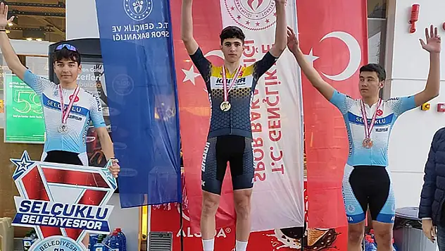 Konyalı pedallar madalyaları topladı!