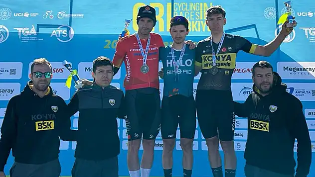 Konyalı pedallar madalyalarla döndü