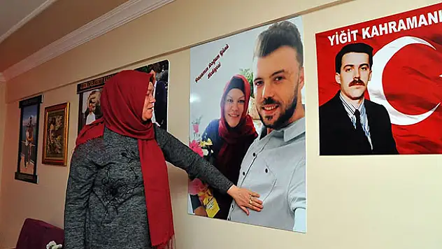Konyalı Şehit annesi oğlunun eşyalarıyla evinin odasında müze oluşturdu