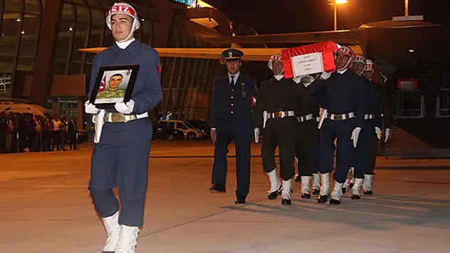 Konyalı Şehit Karağlı'nın cenazesi memleketine getirildi