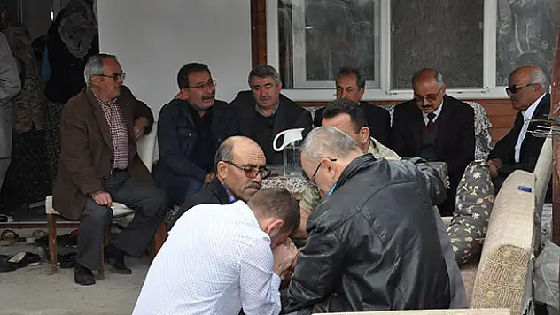 Konyalı Şehit Uzman Çavuş Özer'in babaevinde hüzün var