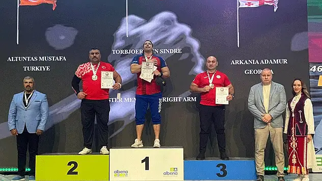 Konyalı sporcu dünya ikincisi oldu