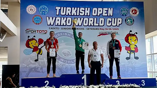 Konyalı sporcular madalyaları topladı