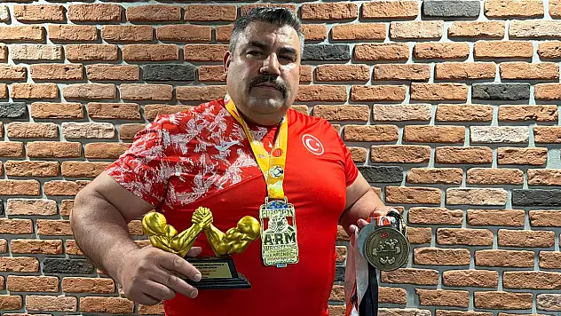 Konyalı sporcunun bileği bükülmüyor