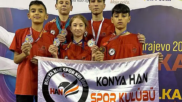 Konyalı tekvandocular madalyalarla döndü
