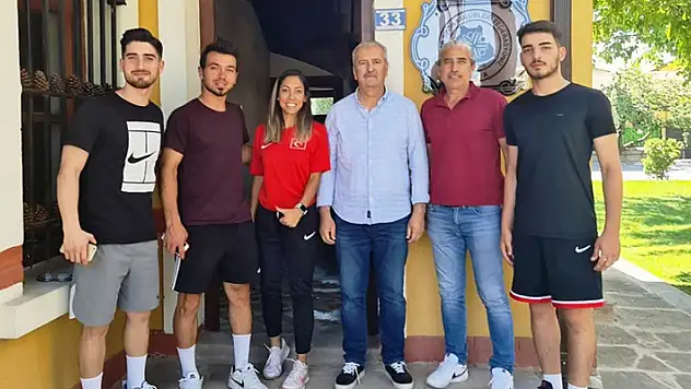 Konyalı tesnisçi ASKF'yi ziyaret etti
