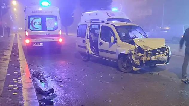 Konya'nın Beyşehir ilçesinde yoğun sis nedeniyle çok sayıda kaza yaşandı
