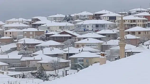 Konya'nın bu ilçesi sabah beyaza uyandı