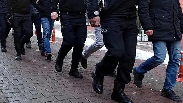 Konya'nın da bulunduğu 15 il merkezli siber dolandırıcılık operasyonları