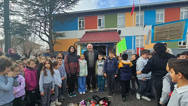 Konya'nın Hüyük ilçesinde 39 yıllık öğretmene veda