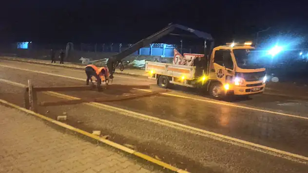 Konya'nın ilçelerinde rüzgâr ve yağış etkili oldu