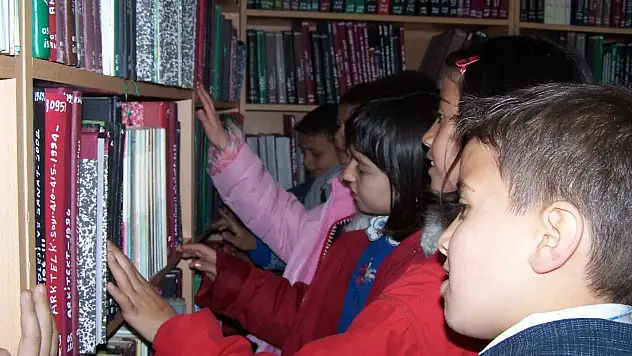 Konya'nın ilçesinde gençlere 7/24 açık kütüphane müjdesi