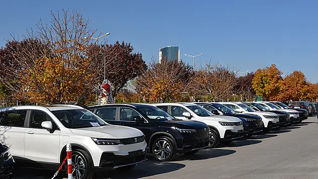 Konya'nın ilk elektrikli araç showroomu açıldı