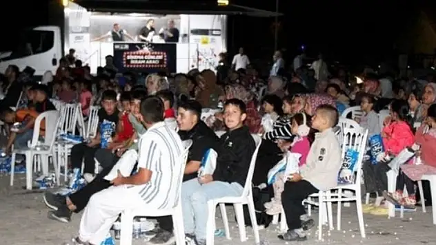 Konya'nın o ilçesinde açık hava sinema keyfi