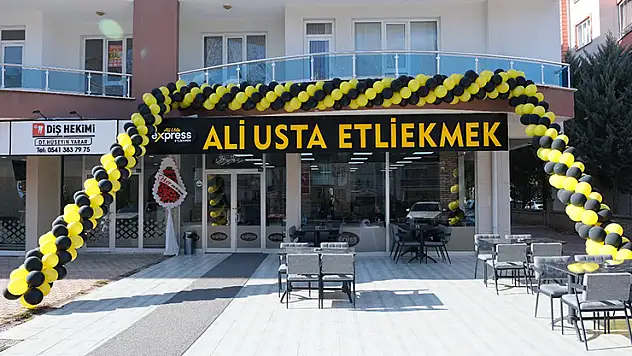 Konya'nın sevilen lezzeti Ali Usta Etliekmek'ten yeni şube
