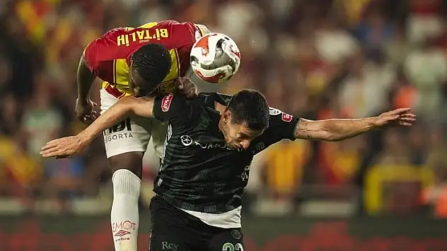 Deniz yıldızlaştı! Konyaspor 1 puanı kaptı