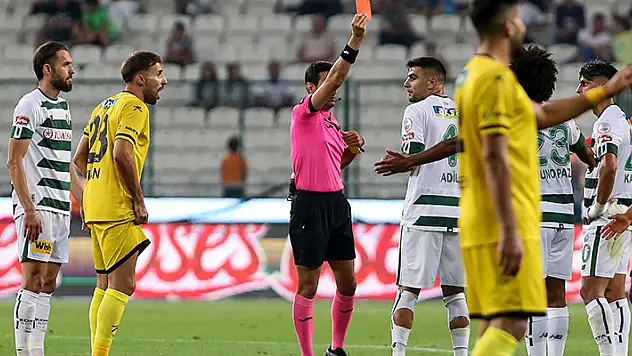 KONYASPOR 2 KEZ KIZARDI
